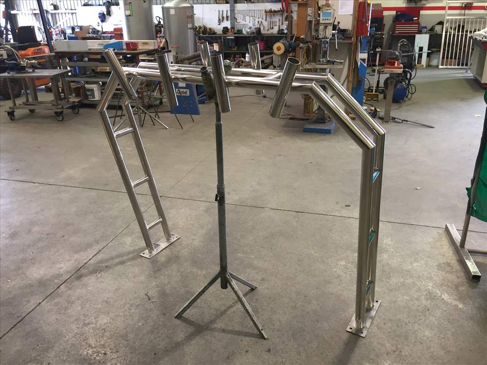 Rod Holder 1.jpg